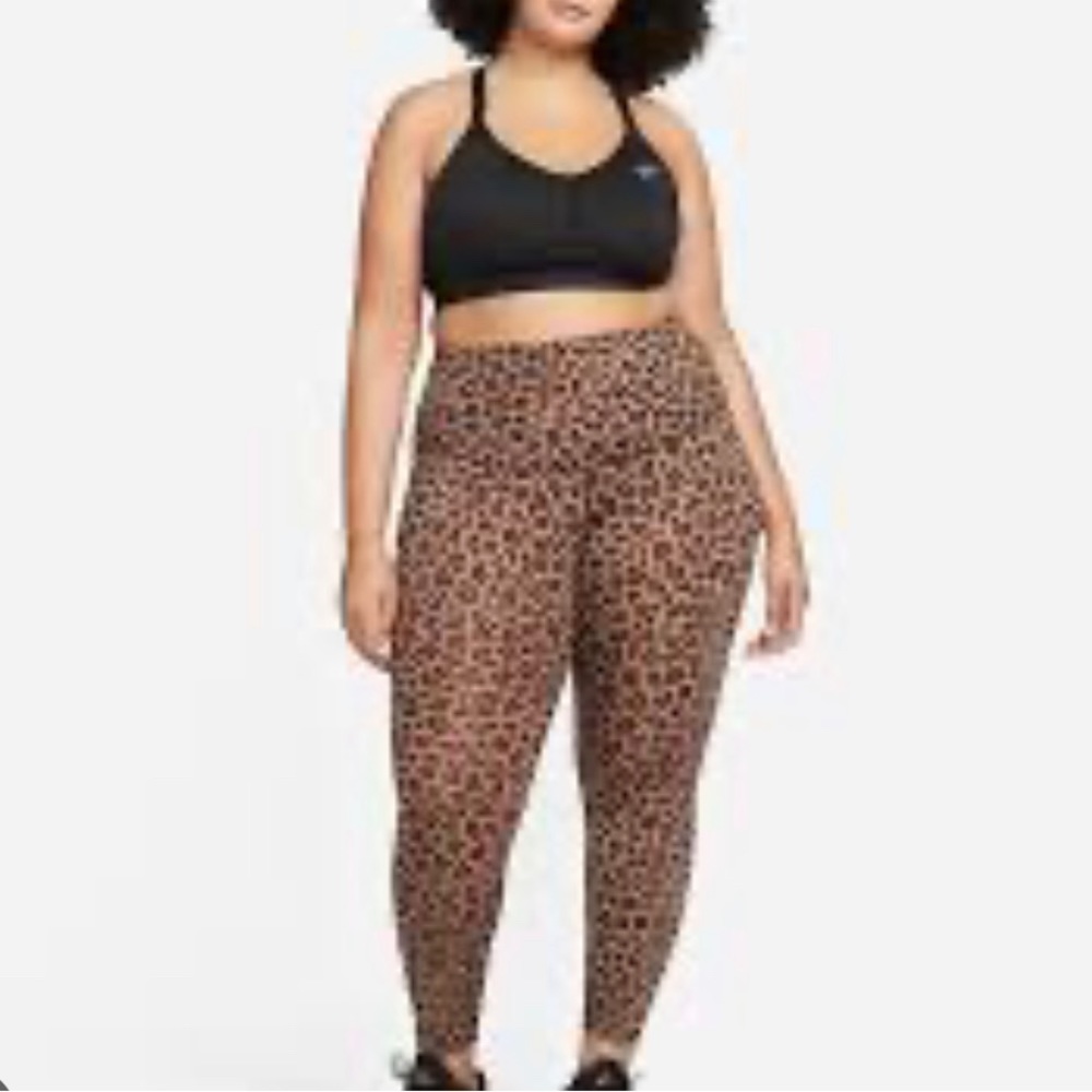 Nike One
Women's High-Waisted Printed Leggings (Plus Size) Leopard Print NEW